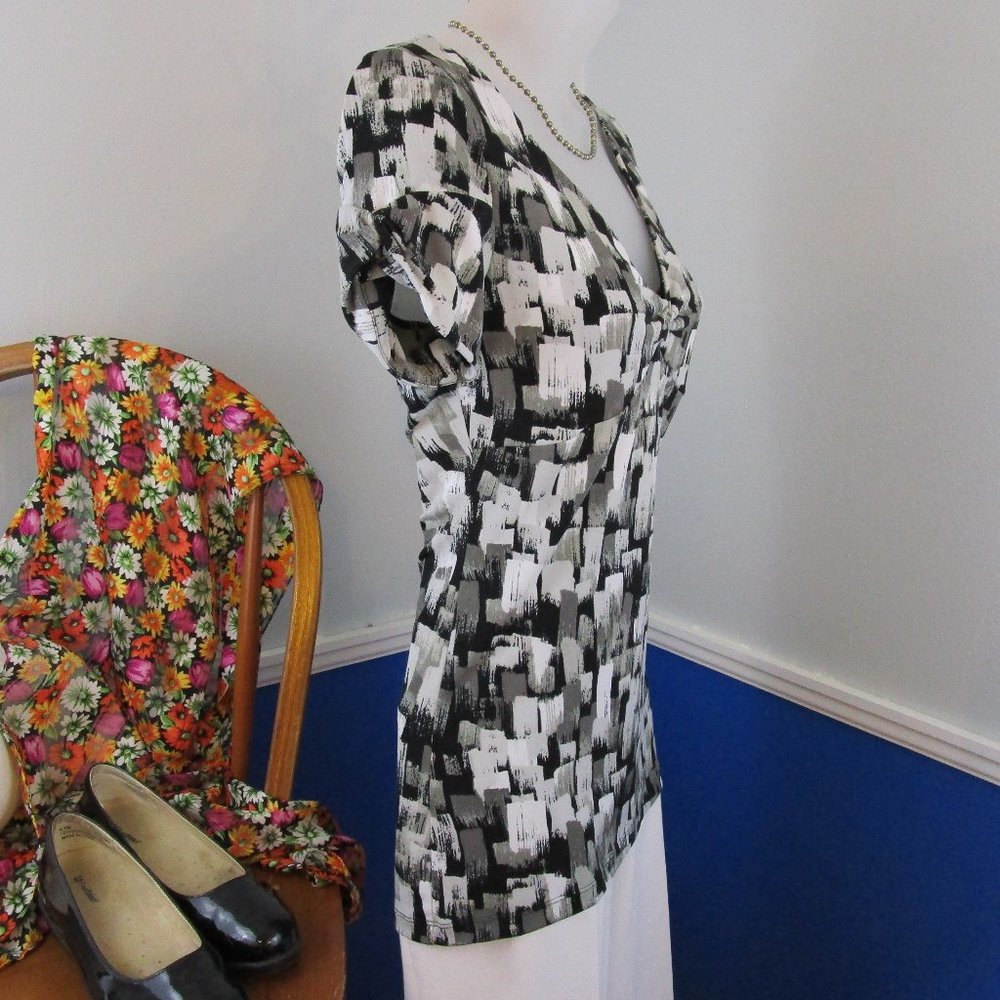Worthington Flattering Knit Top - Picture 5 of 9
